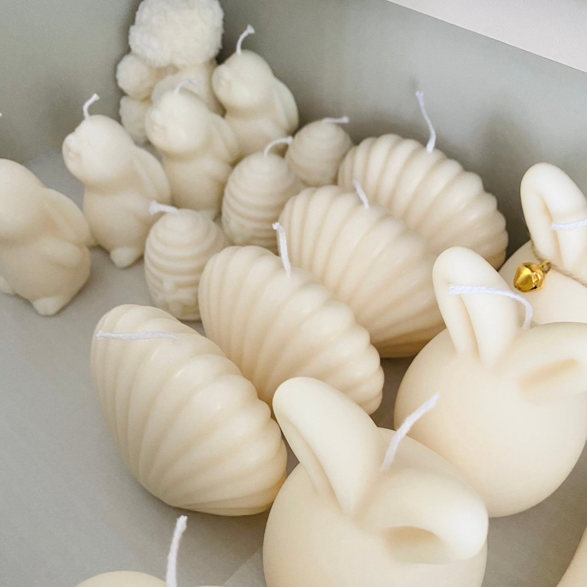 shell candle, bathroom decor