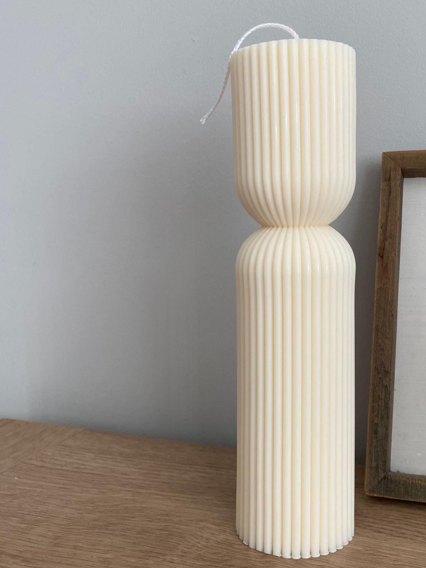 26cm Thin Ribbed Hourglass Candle