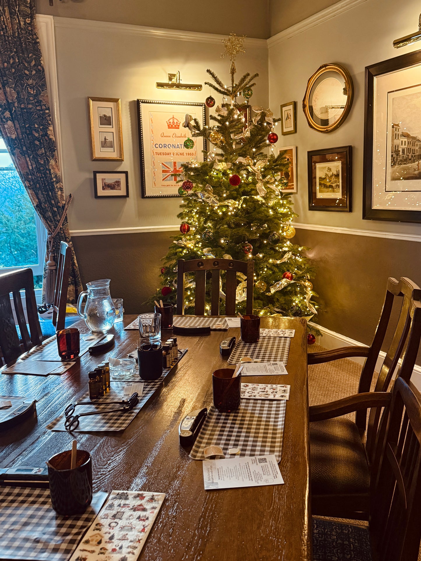 Galentine's Candle Making Workshop at The Vine - 9th February 2026