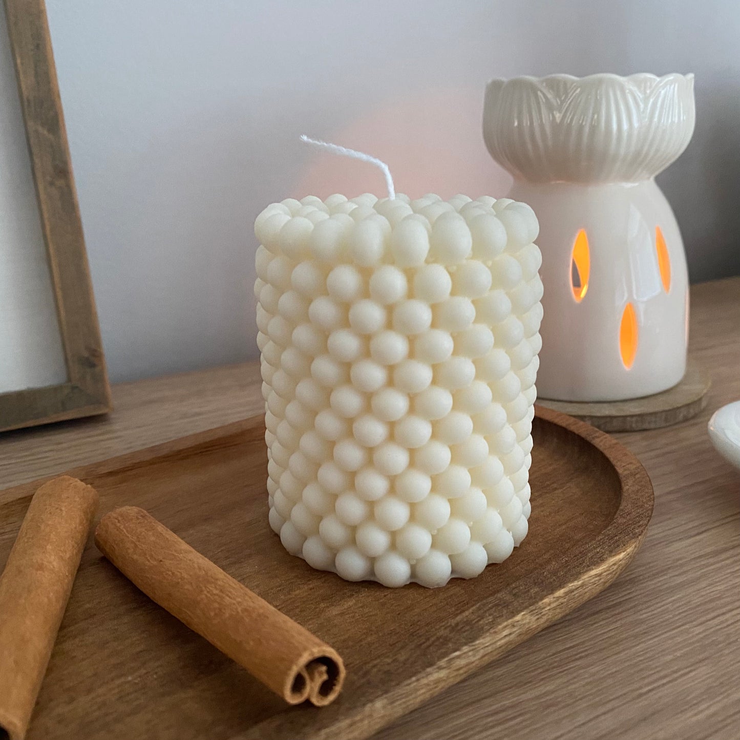 Bobble Candle