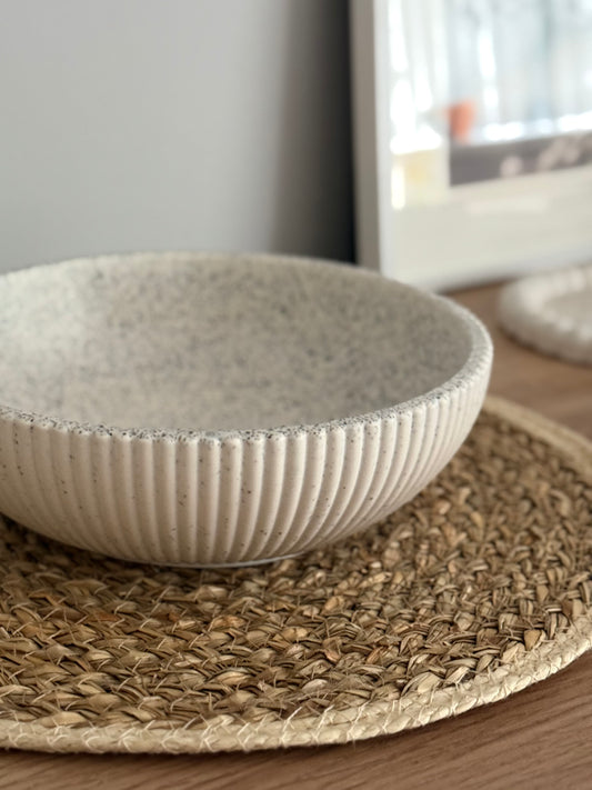 Ribbed Detailed Bowl